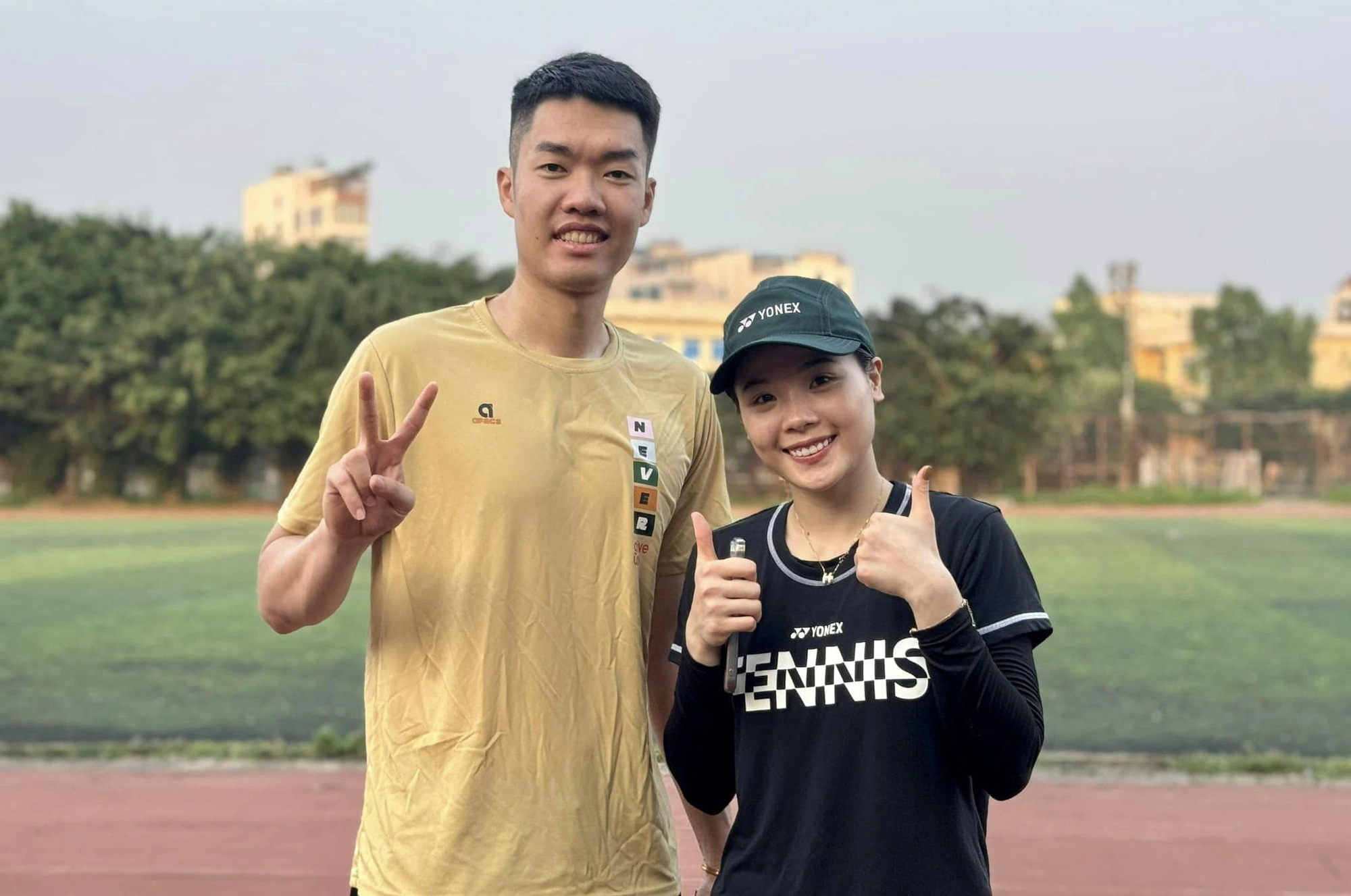 后蕴藏的荣
